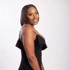 Meet your Posher, Shirelle